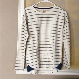 Long sleeve top